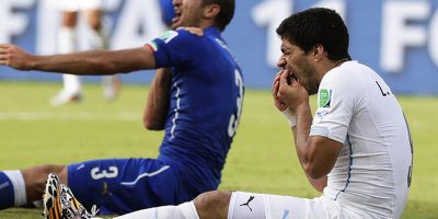 piala dunia gigitan suarez