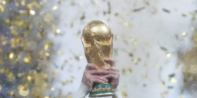 piala dunia sepak bola diadakan setiap - Ekings