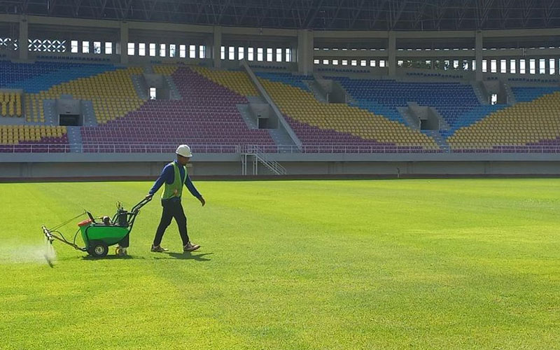 rumput di manahan piala dunia u17 - Ekings